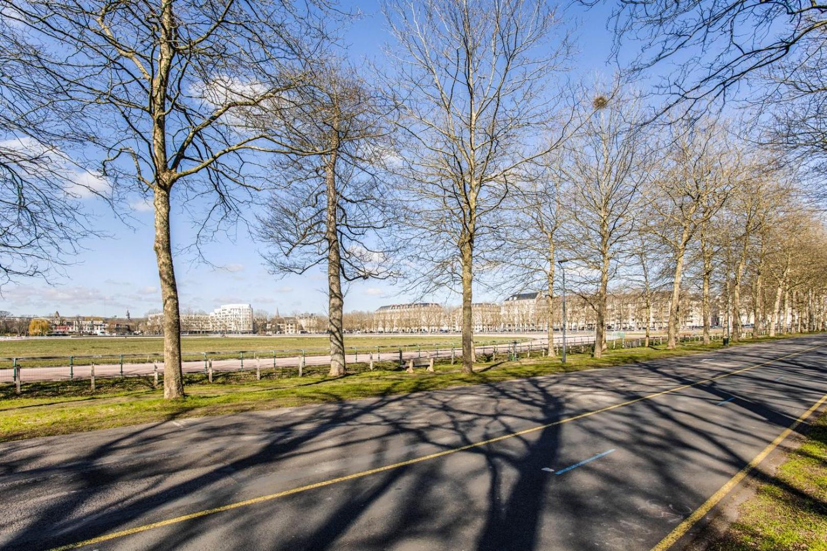 Apartament La Casa Valens - Petanque, Convivial & Atypique Caen Zewnętrze zdjęcie